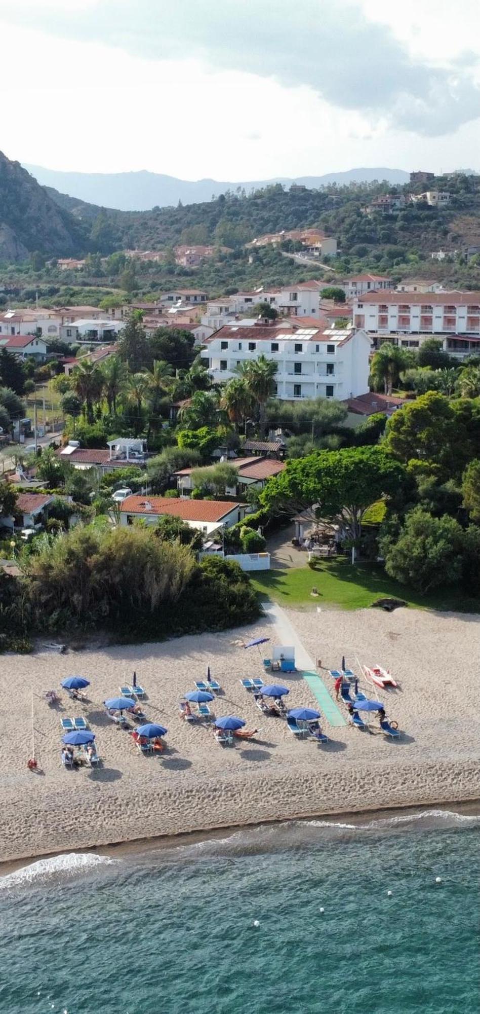Hotel Mediterraneo Santa Maria Navarrese Eksteriør billede
