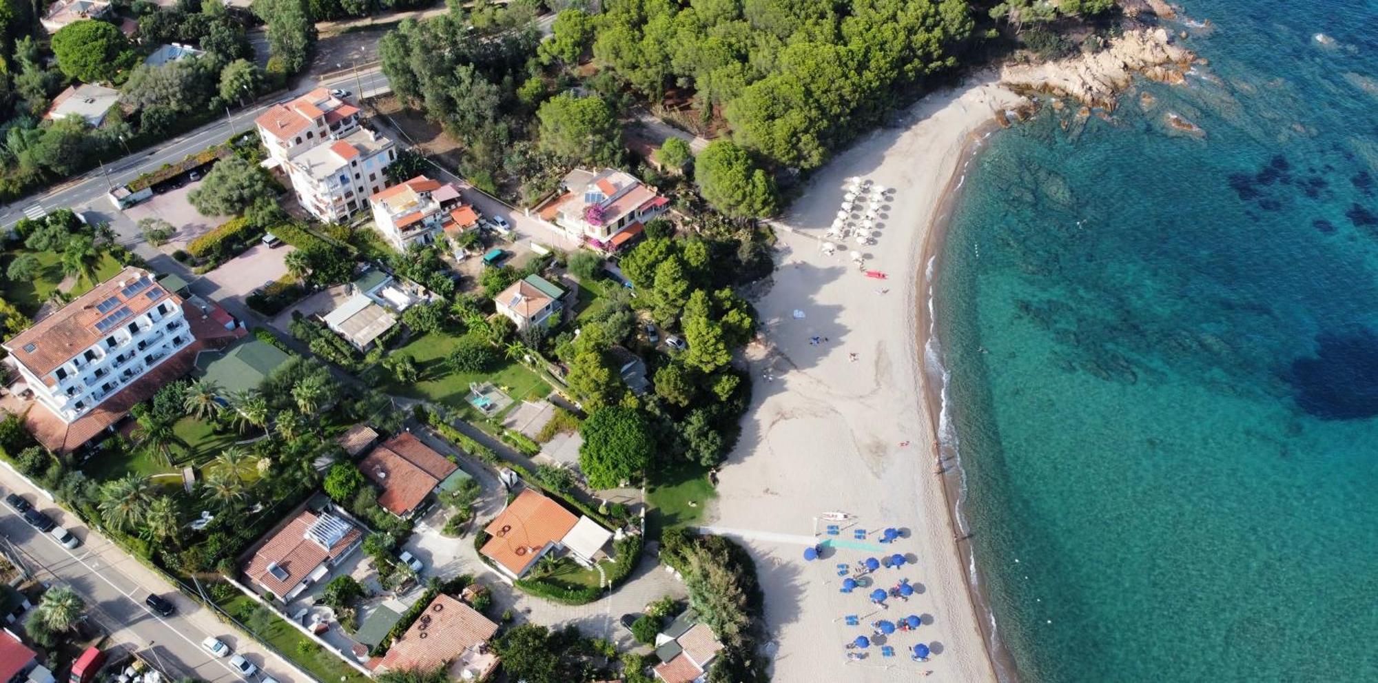 Hotel Mediterraneo Santa Maria Navarrese Eksteriør billede