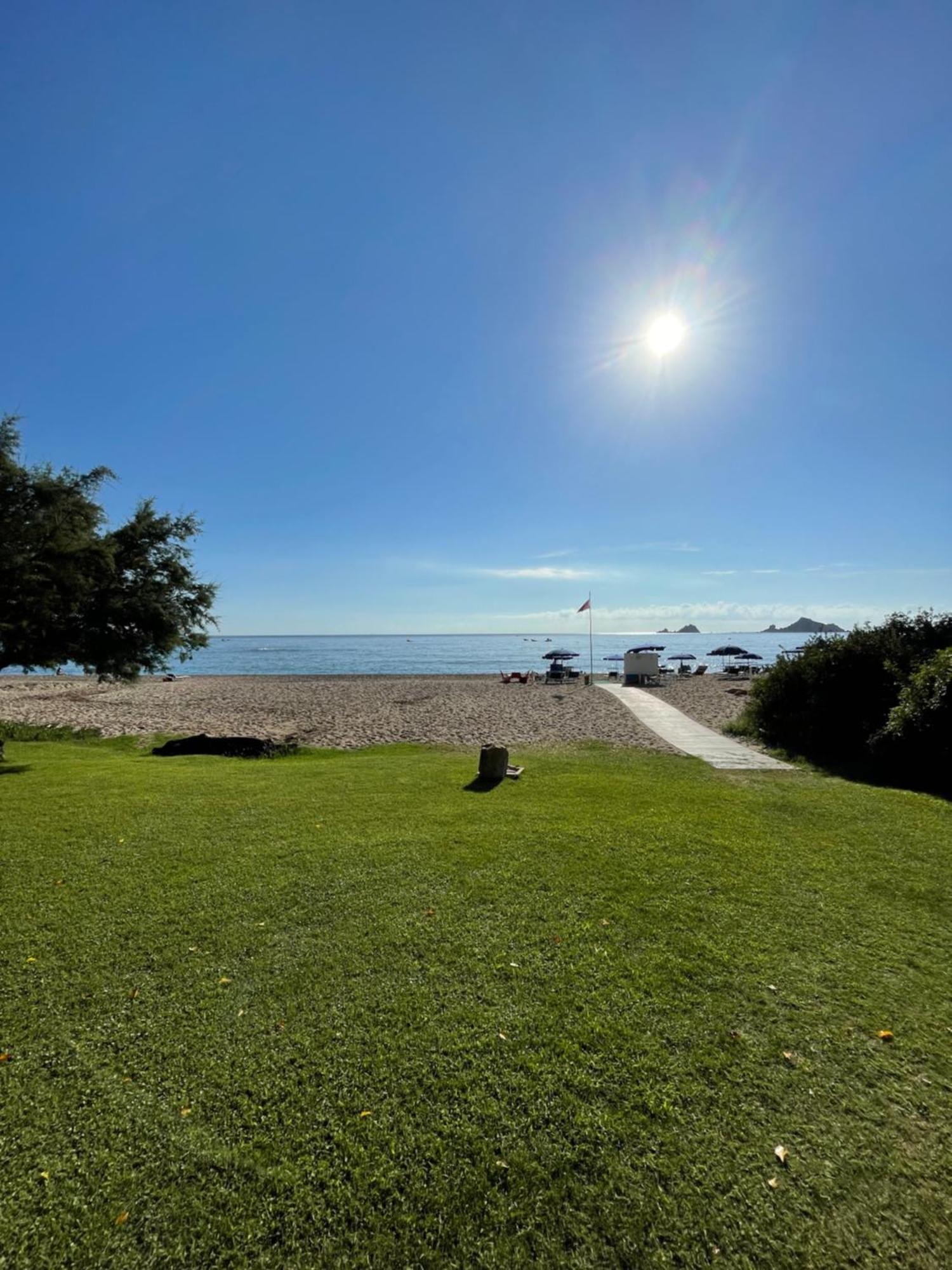 Hotel Mediterraneo Santa Maria Navarrese Eksteriør billede