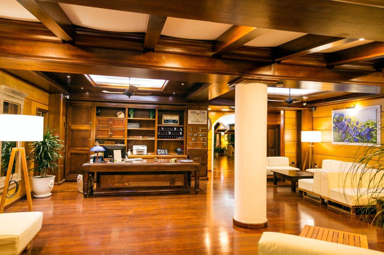 Hotel Mediterraneo Santa Maria Navarrese Eksteriør billede