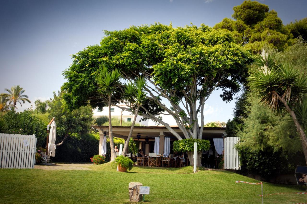 Hotel Mediterraneo Santa Maria Navarrese Eksteriør billede